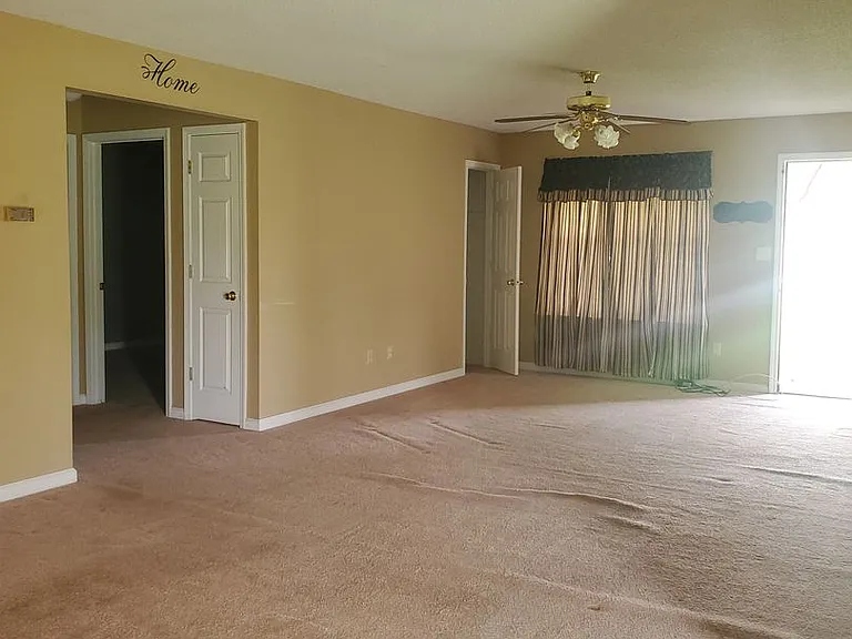 727 Macey St — Photo 3