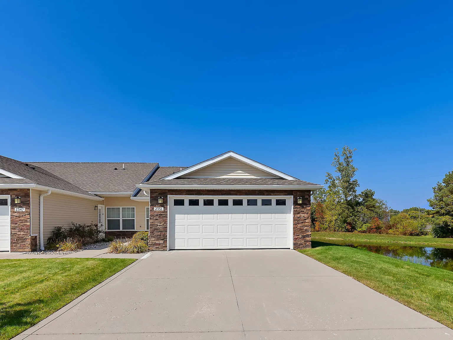Redwood Grand Blanc — Photo 2