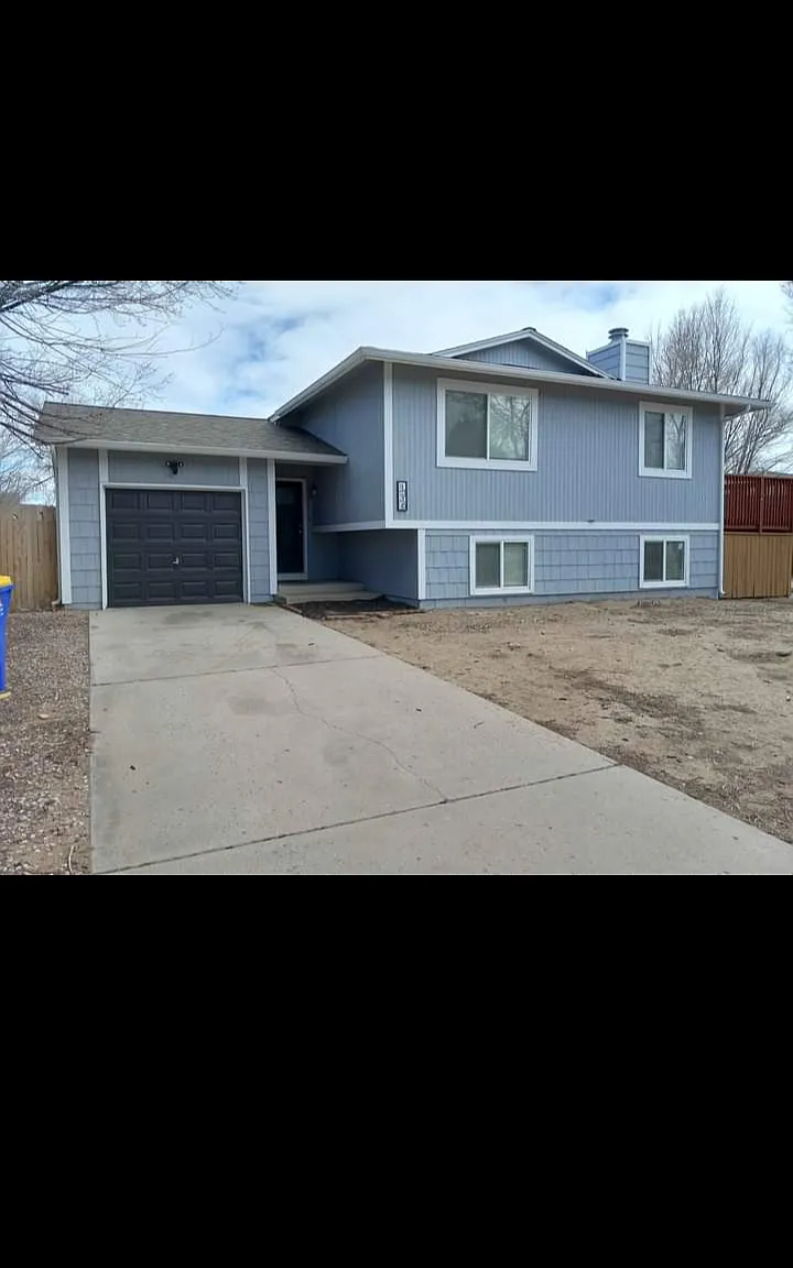3136 Moonbeam Cir S — Photo 3
