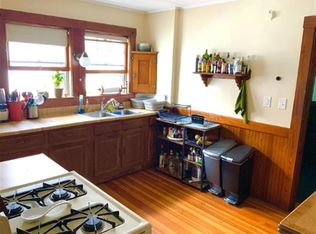 48 Cleveland St #2A, Arlington, MA 02474