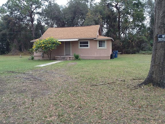 2nd image of 425 E. Rosehill