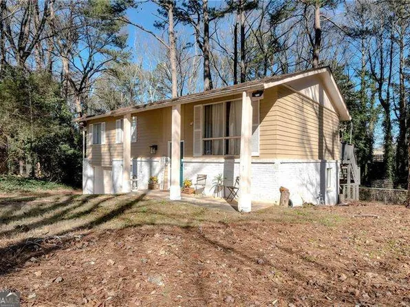 4362 Long Pines Ct, Tucker, GA 30084