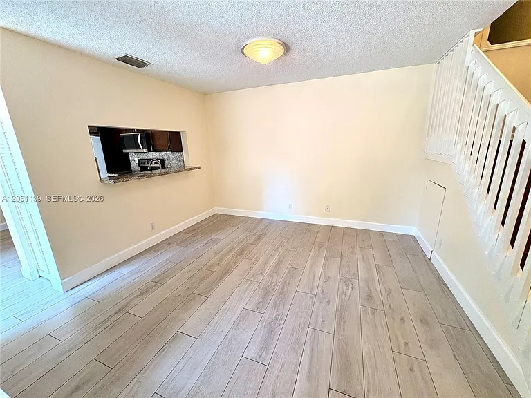 11196 Longboat Dr — Photo 5