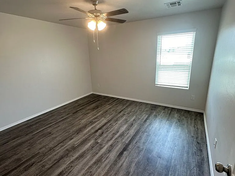 11620 Krew Way — Photo 8