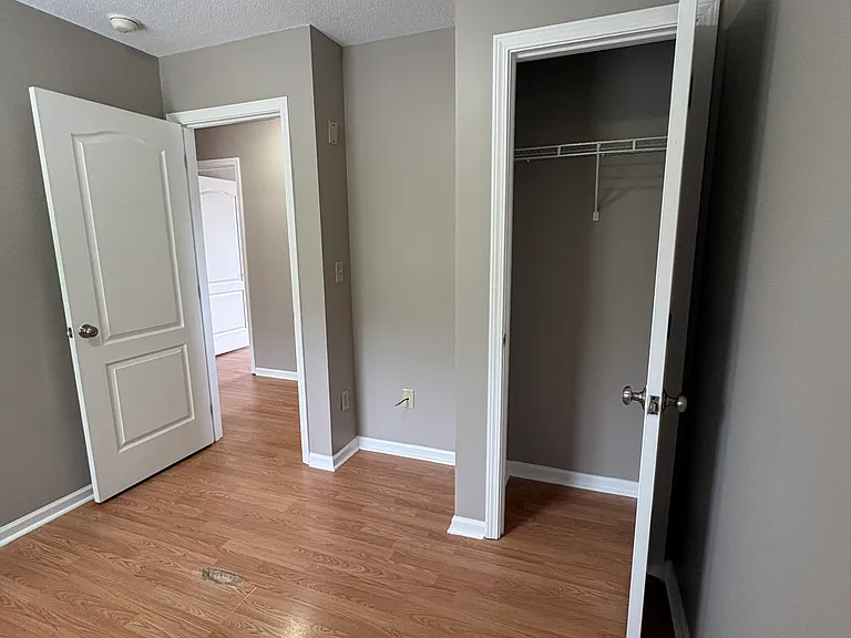 guest bedroom 1