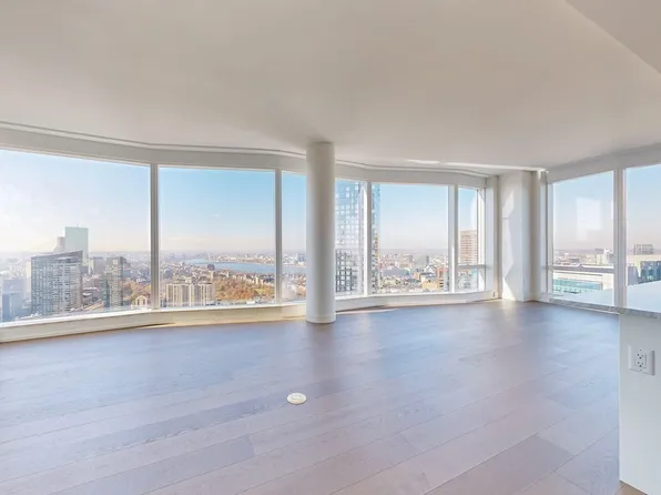 240 Devonshire St #4301, Boston, MA 02110
