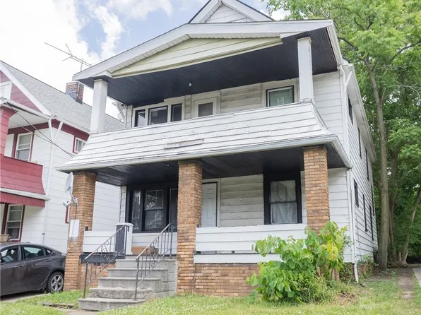 9917 Manor Ave, Cleveland, OH 44104