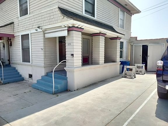 5th image of 125 S Ann St