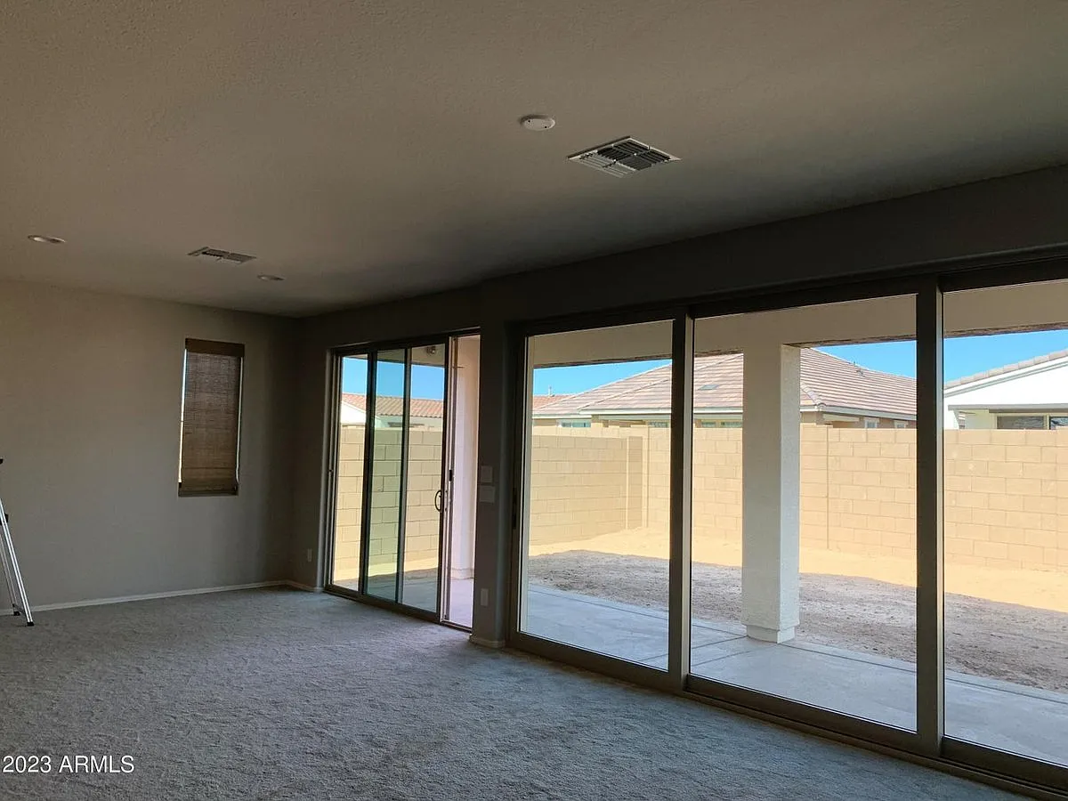 22560 Via Estancia — Photo 2