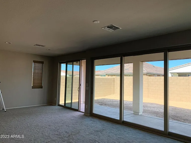 22560 E Via Estancia — Photo 2
