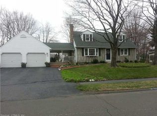 26 Field Rd, Enfield, CT 06082