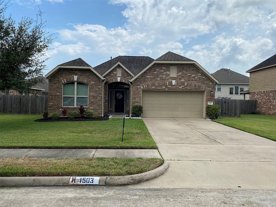 1st image of 1503 Brook Hollow Dr