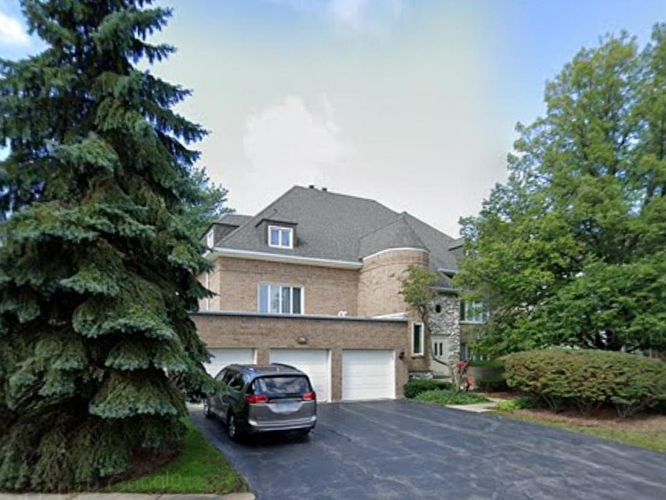 1st image of 770 Ballantrae Dr APT C