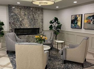 40 Baif Blvd #311, Richmond Hill, ON L4C5M9