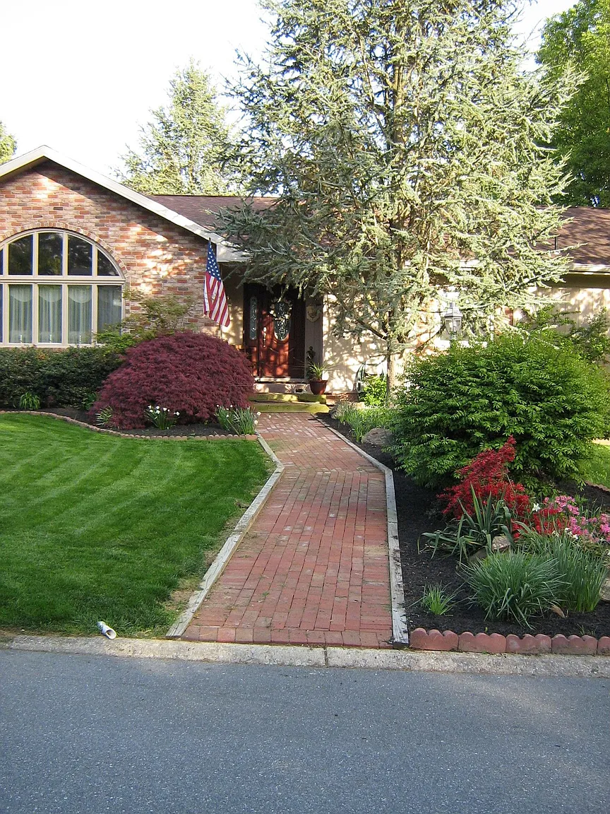 2839 Countryside Dr photo 1