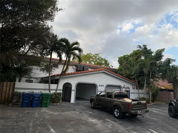 4330 NW 80th Ave, Pompano Beach, FL 33065