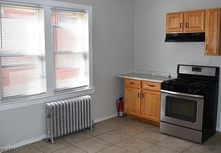 316 Hillside Ave — Photo 5