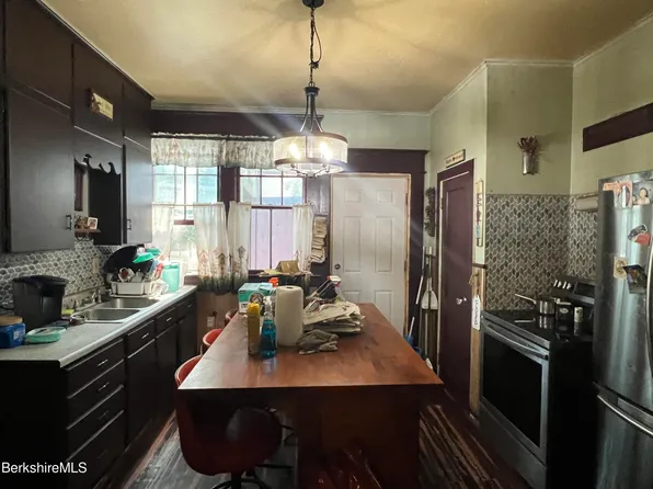 58 Chase Ave #60, North Adams, MA 01247