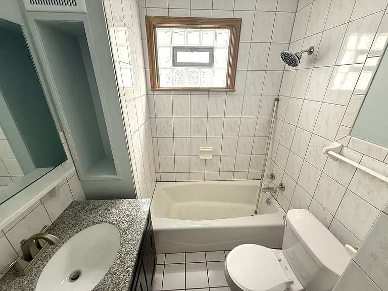 23 Stratford Rd #1 — Photo 10