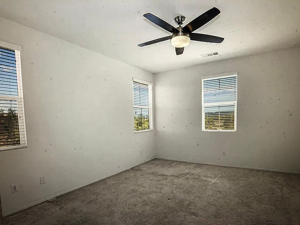 1st image of 40292 Calle Real #40292