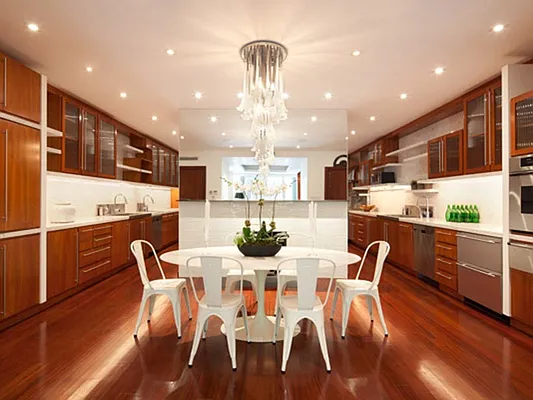 Sold by Sotheby's International Realty | media 4