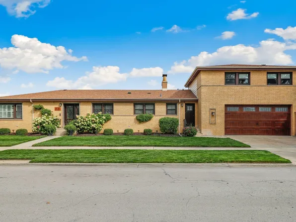 8953 S Richmond Ave, Evergreen Park, IL 60805