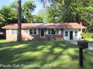 704 N Gordon Ave, Adel, GA 31620