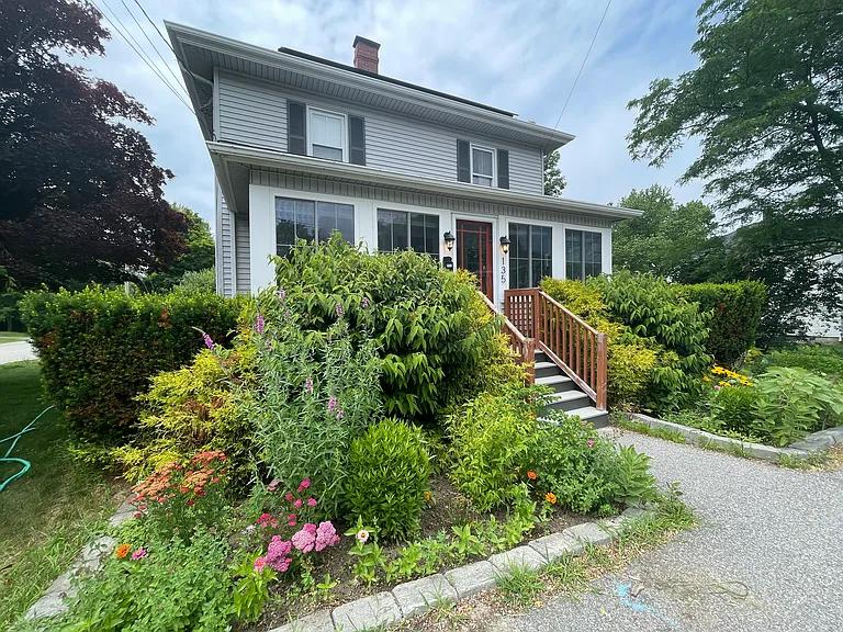 135 Anthoine St — Photo 49