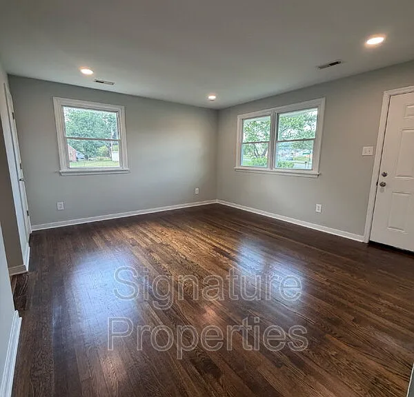 500 S Laburnum Ave — Photo 6
