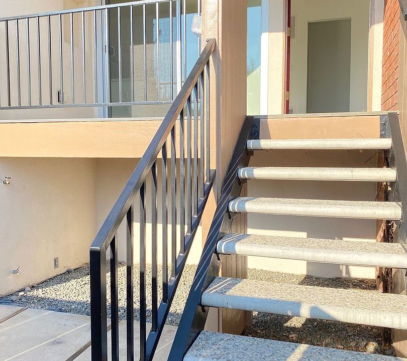 1st image of 1007 Ocean Park Blvd APT 1