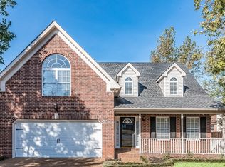 1807 Meadowglen Cir, Mount Juliet, TN 37122