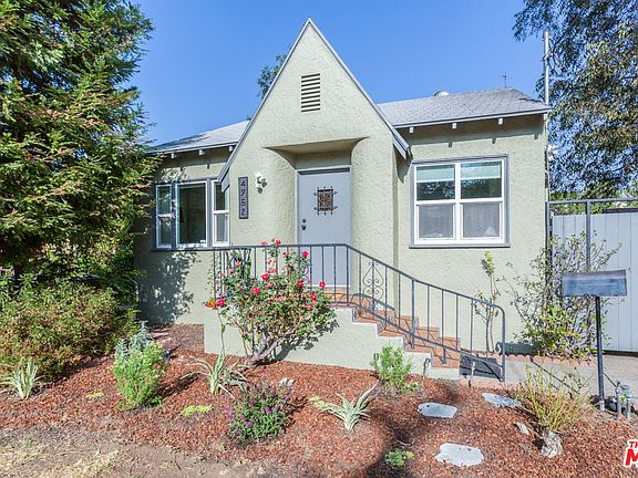 2nd image of 4952 Genevieve Ave