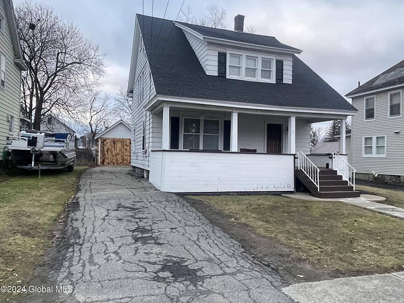 2nd image of 22 Pearl Street