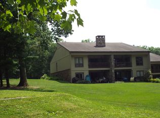 105 Red Run Rd #2-A-2, Oakland, MD 21550