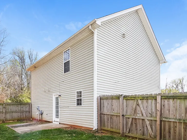 3 Sherbourne Ct — Photo 16