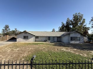 2109 E Dinuba Ave, Fresno, CA 93725