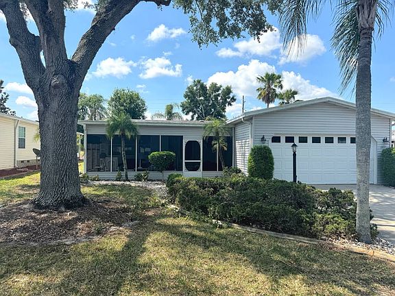 2nd image of 2857 E Spinnaker Dr