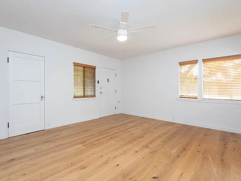 9031 Rangely Ave — Photo 4