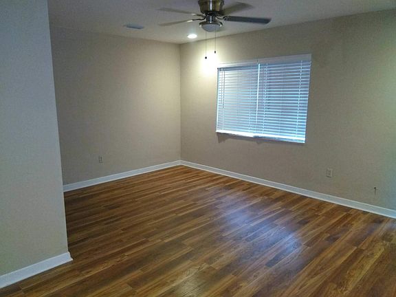 4th image of 4818 Irvington Ave