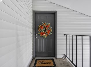 15000 SW Farmington Rd APT 24, Beaverton, OR 97007