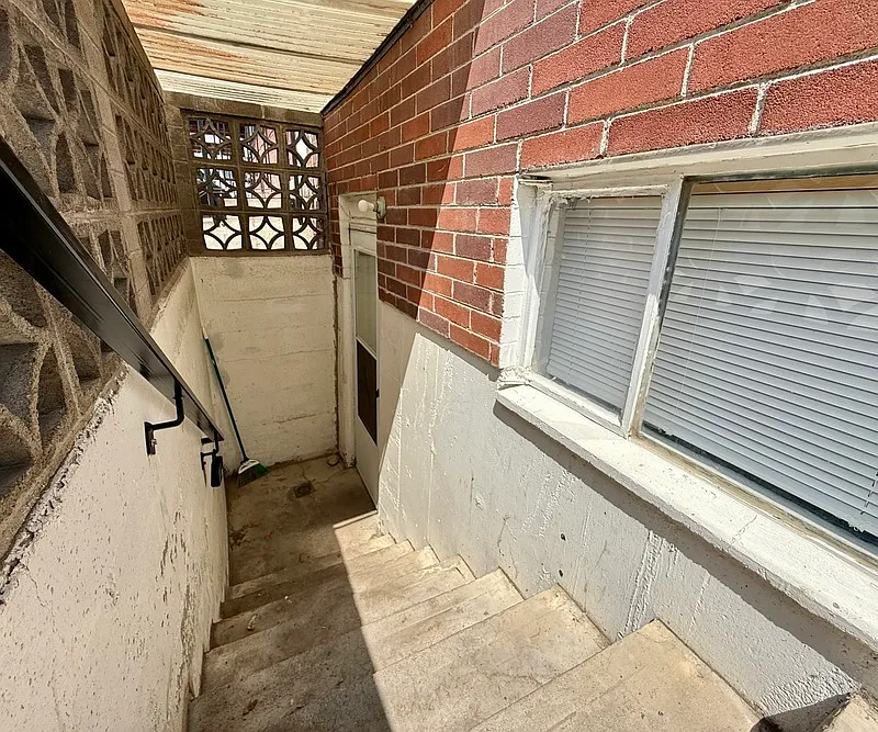 1 bed, 1.0 bath, 650 sqft, $1,000 — Photo 3