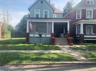 1831 Pierce Ave, Niagara Falls, NY 14301