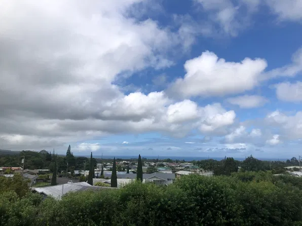 1204 Kihonua Pl, Hilo, HI 96720