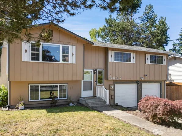 6897 Helena Drive NE, Bremerton, WA 98311