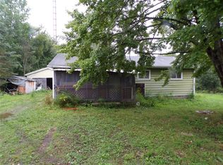 10210 Knapp Rd, Albion, PA 16401