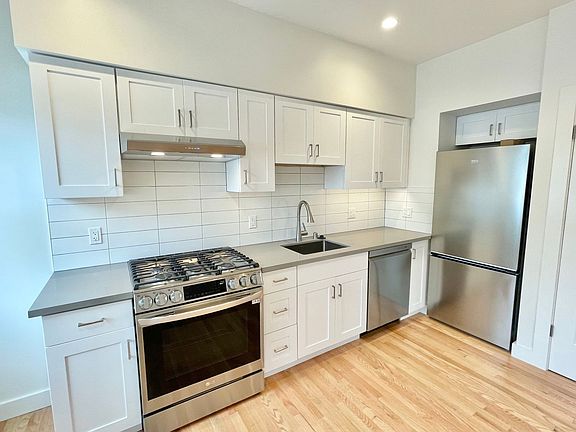3rd image of 1 Mallorca Way APT 203