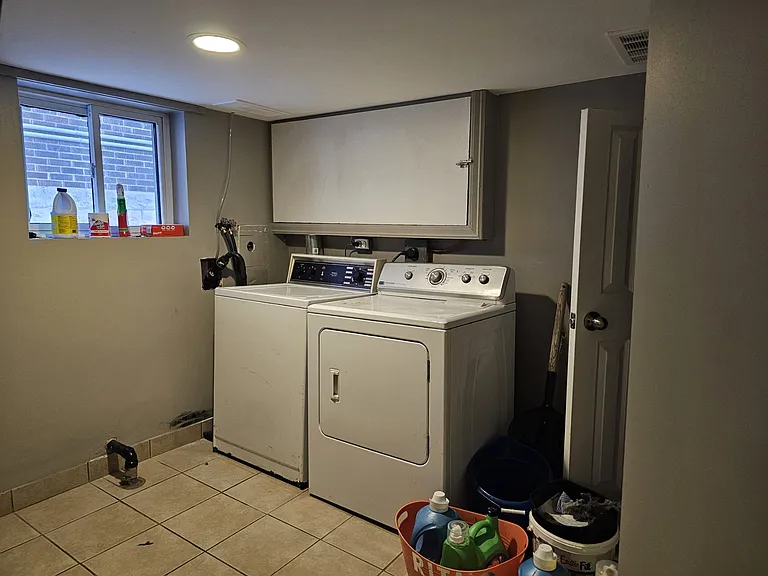429 Partington Ave — Photo 13