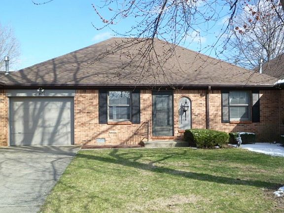 2nd image of 426 Glenn Knecht Dr #11