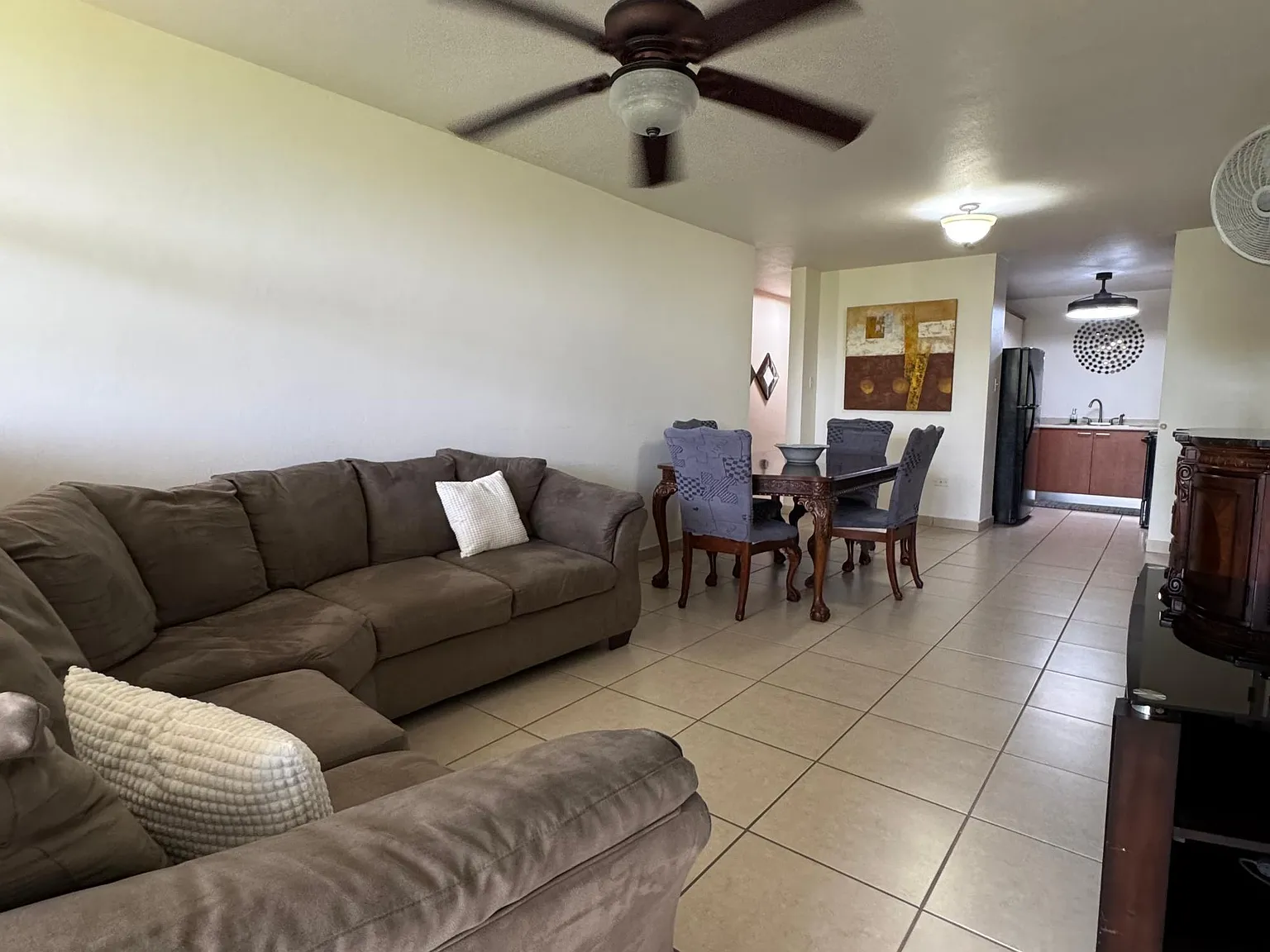 Flamingo Apartments (Condominio) — Photo 4