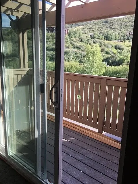 2 bed, 768 sqft, $3,000 — Photo 3